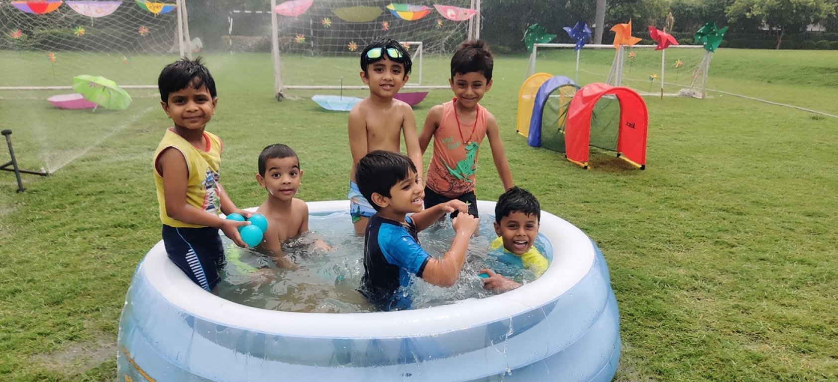 Pool Party (K1,K2)
