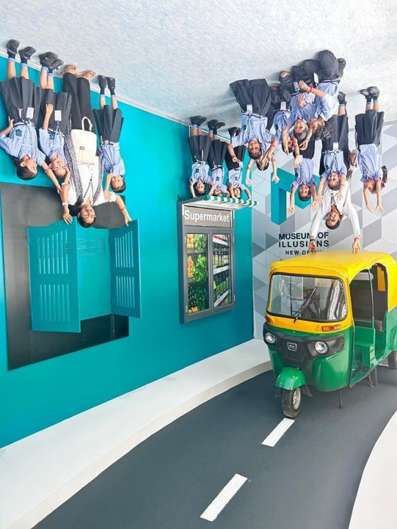 Visit to museum of illusion (Grade 1,2)