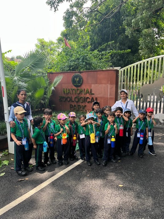 Visit to Zoo (K1)